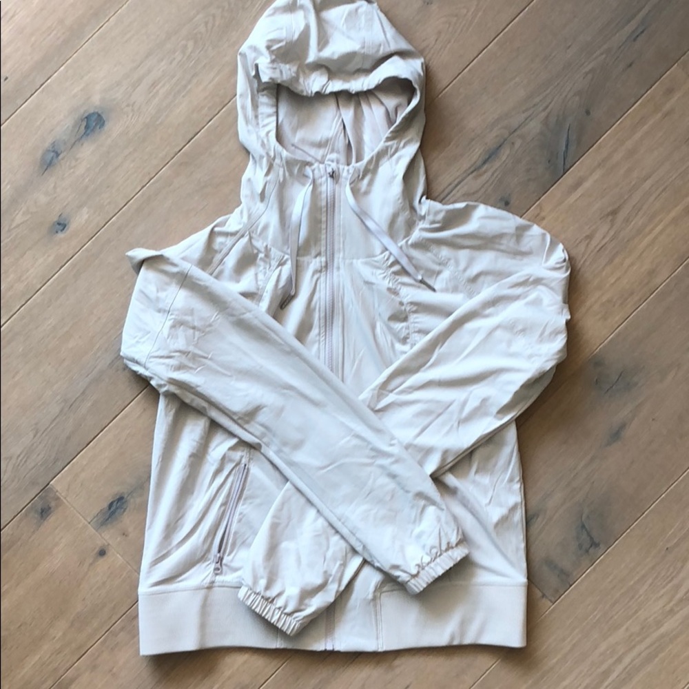 Lululemon lightweight jacket